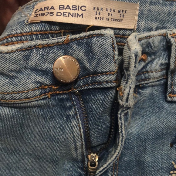 Zara Skinny Mid Rise Floral Embroidered Jeans - Picture 8 of 8